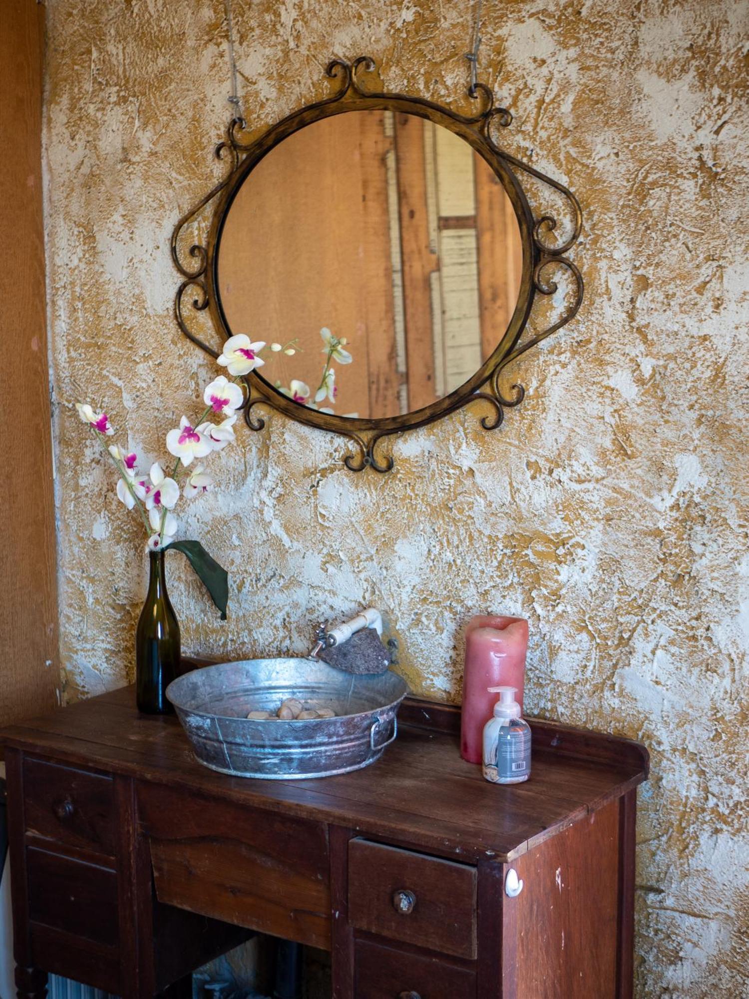 Posada Balaprada Guest House เอนเซนาดา ภายนอก รูปภาพ